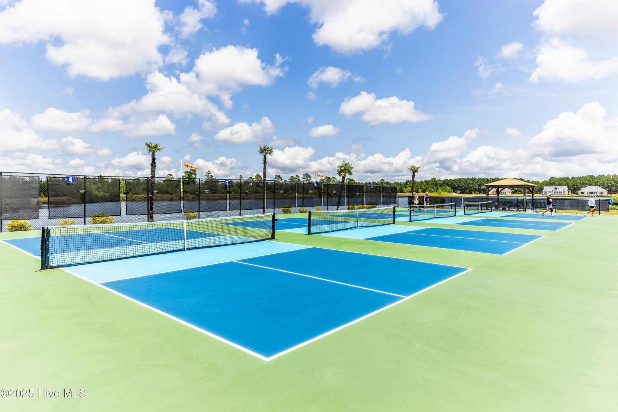 pickle ball courts