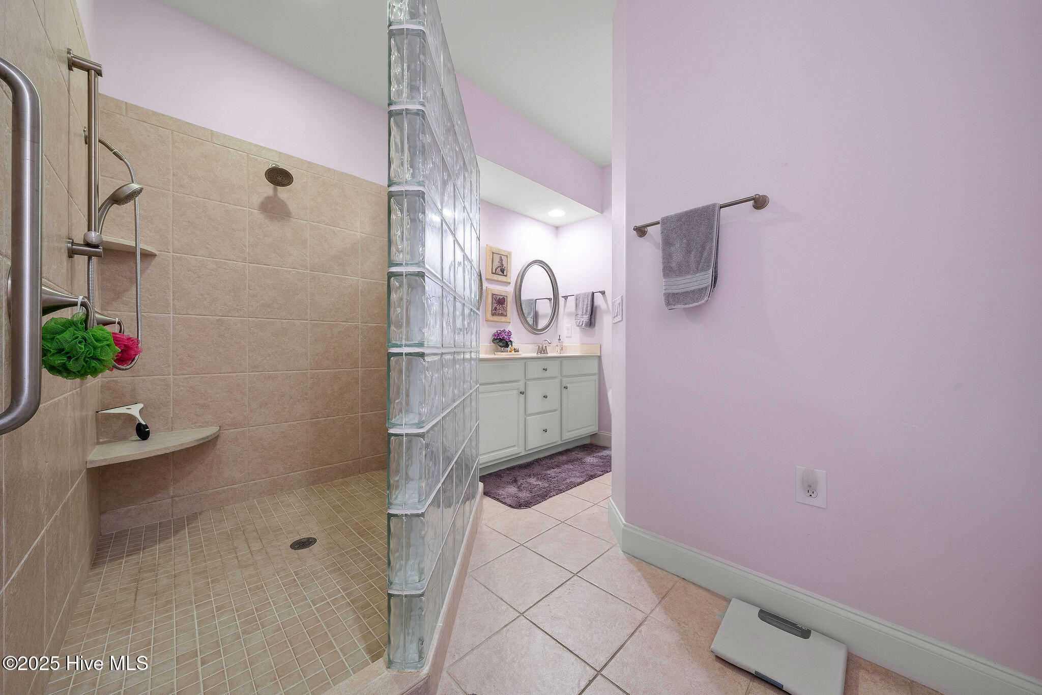 8269CrestTopCt-1144