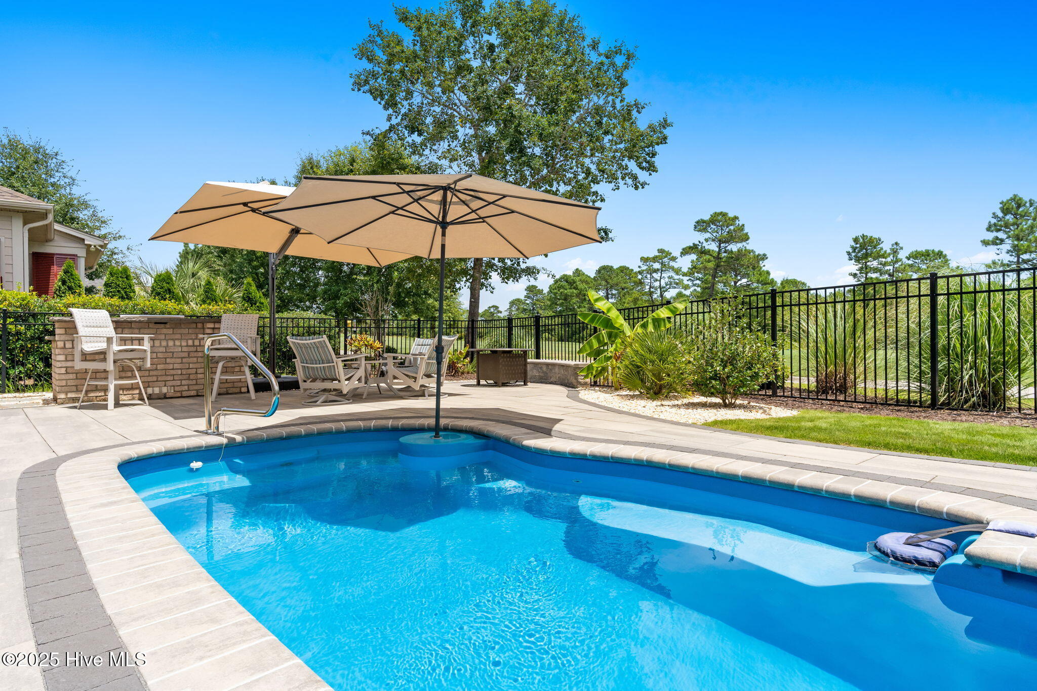 26-web-or-mls-CAMMediaLLC.com 2393-45