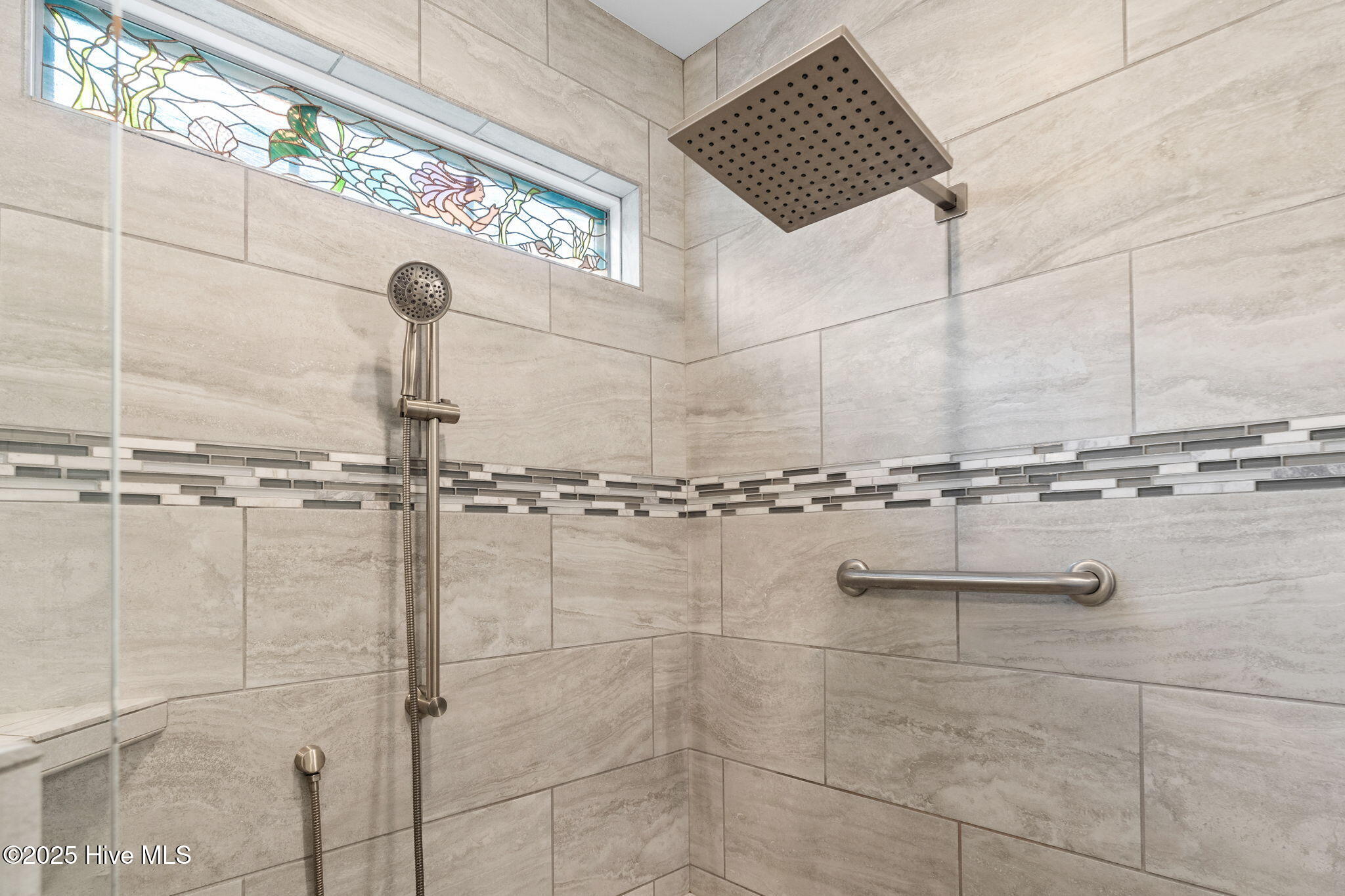 55-web-or-mls-CAMMediaLLC.com 2393-25