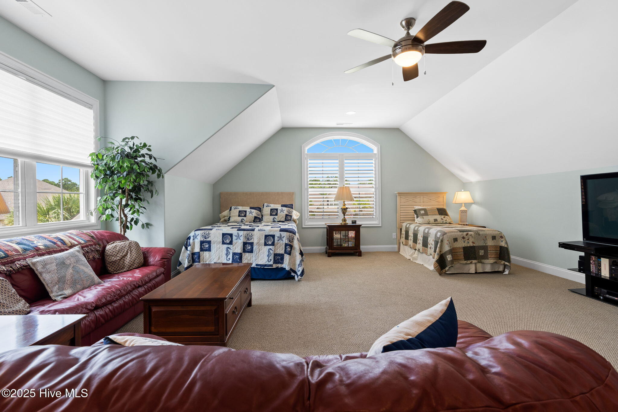 65-web-or-mls-CAMMediaLLC.com 2393-36