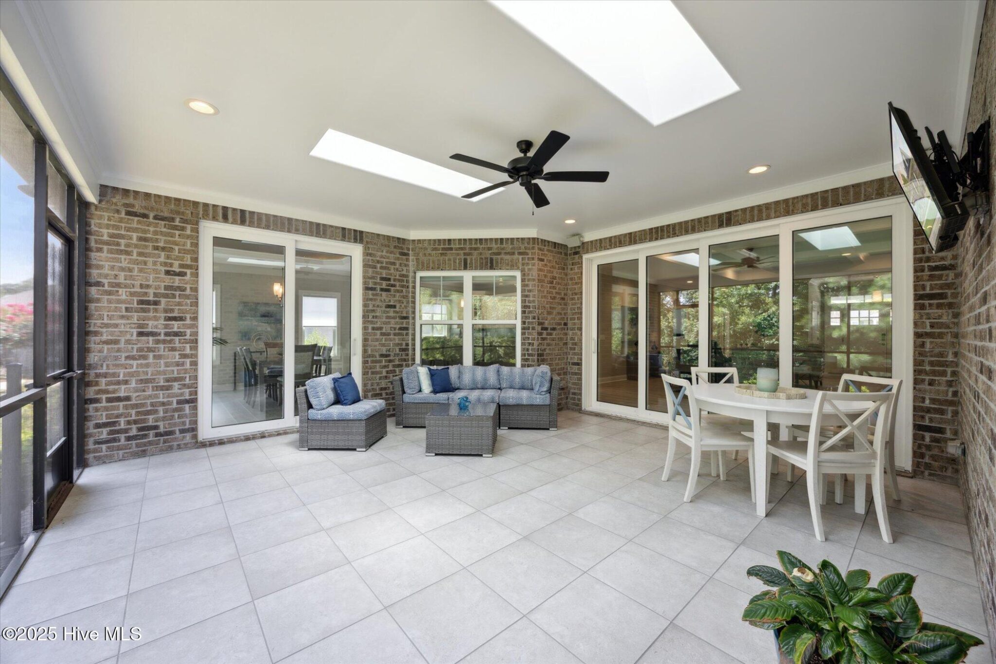 35-8558-Yarrabee-Ln-NE-Leland-NC-28451-W